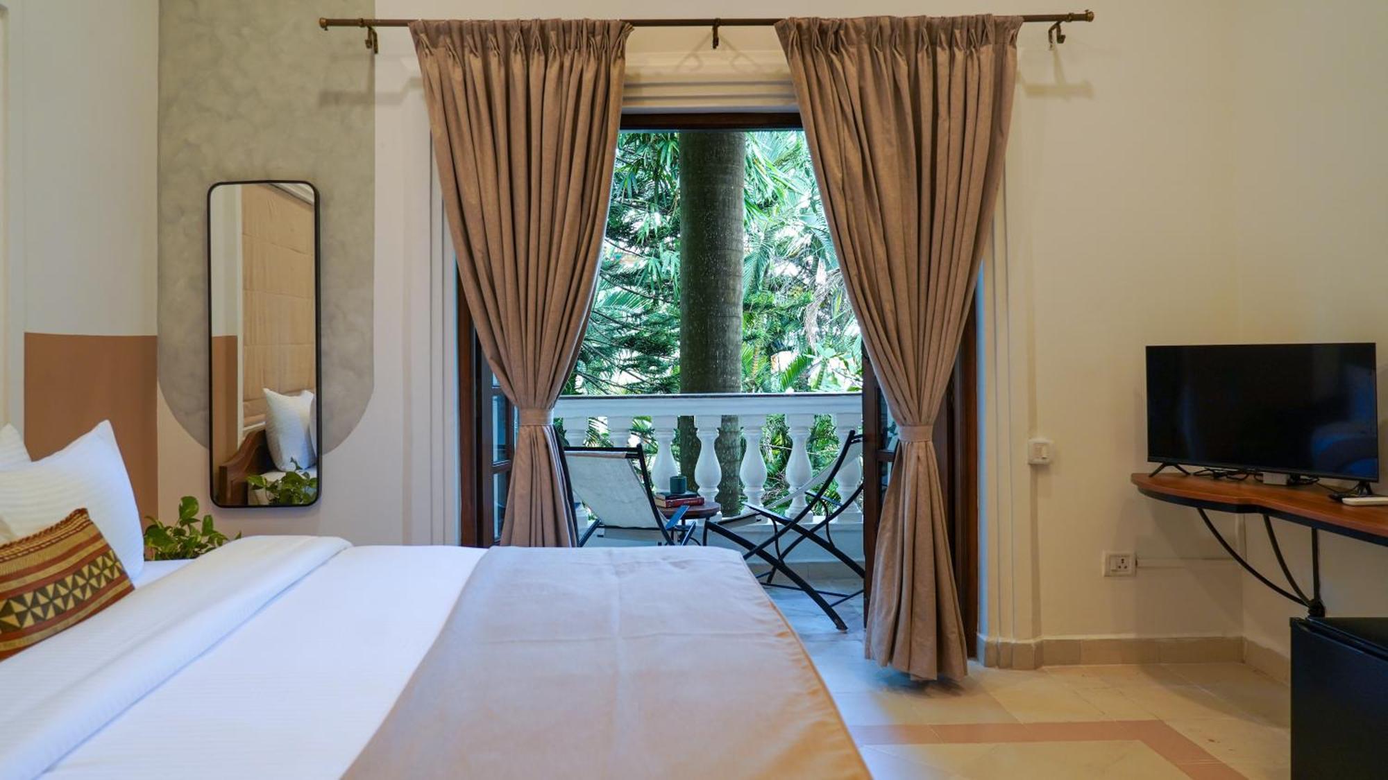 Olive Alidia By Embassy Group *