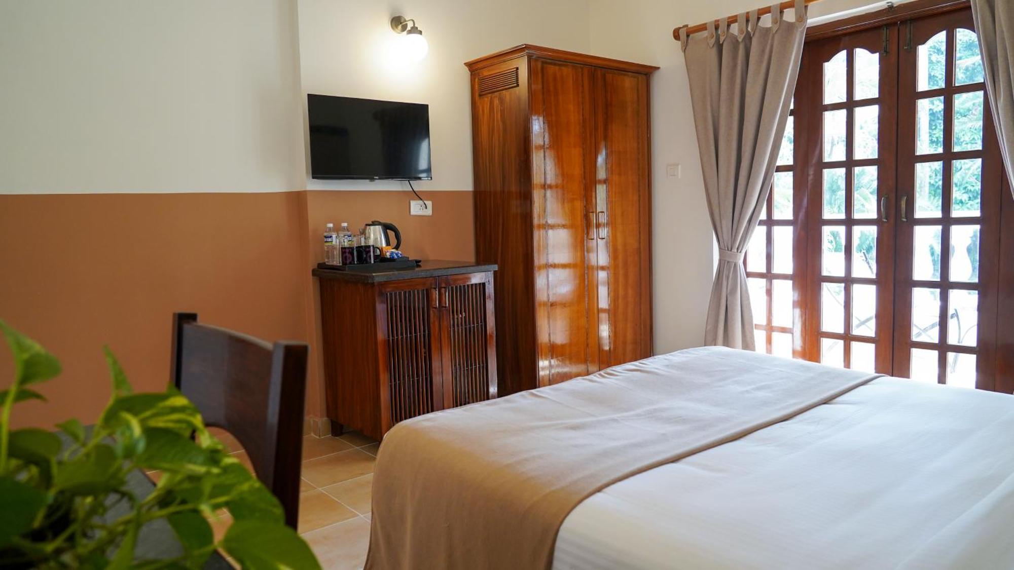 Olive Alidia By Embassy Group Resort *