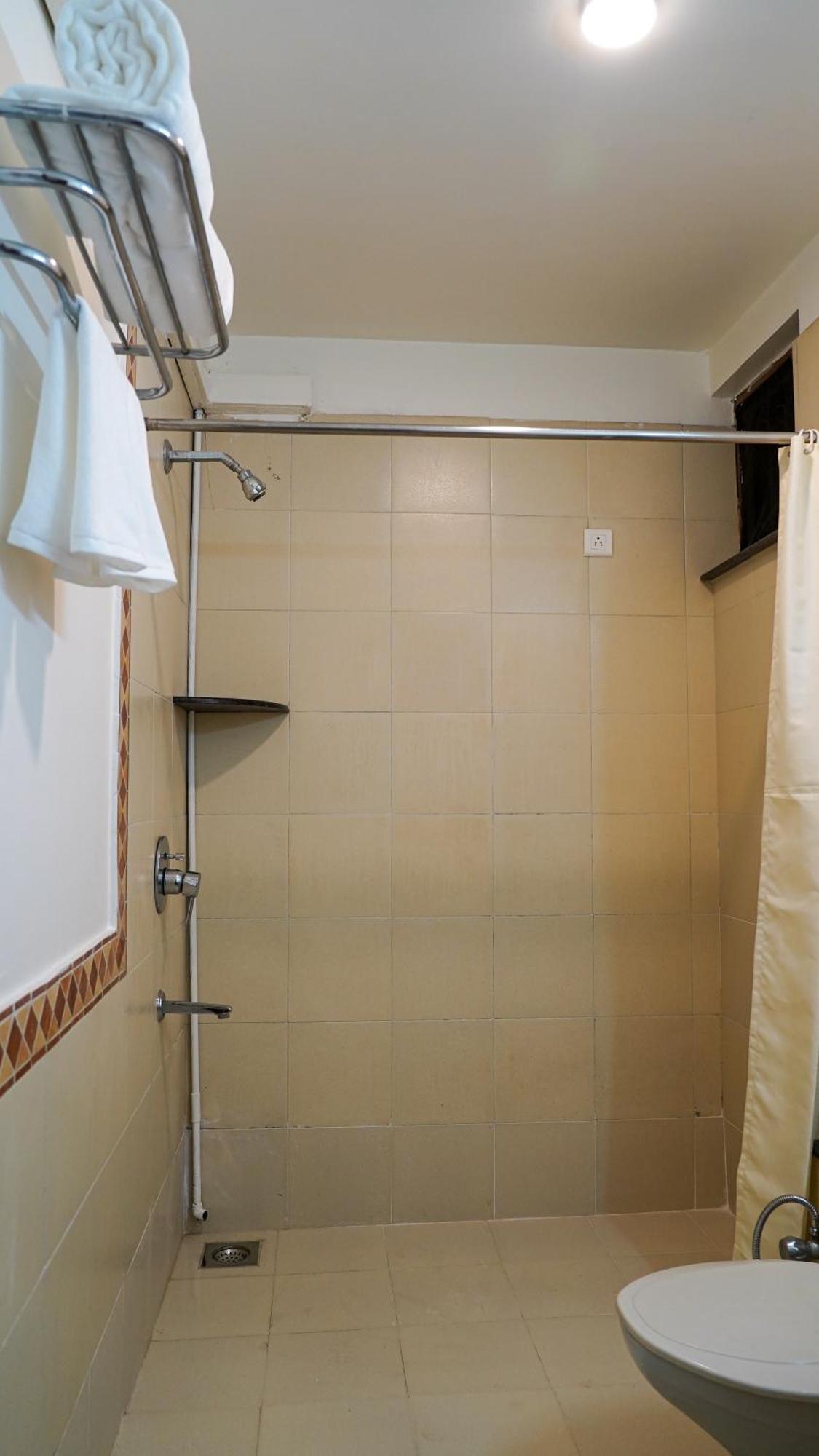 Olive Alidia By Embassy Group Resort *
